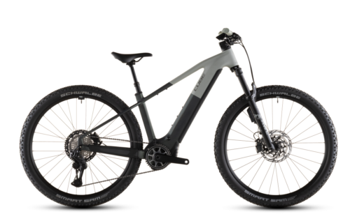 Cube Reaction Hybrid SLT 800